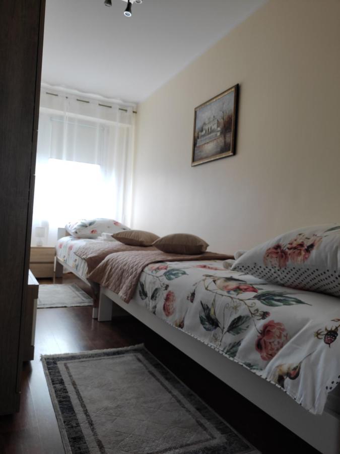 אולז'טין Apartament Red מראה חיצוני תמונה